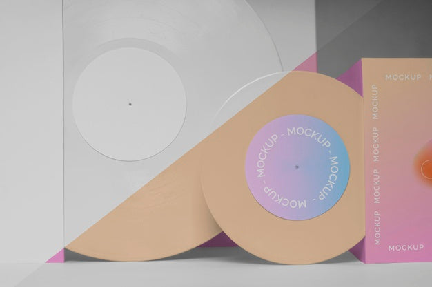 Free Abstract Retro Vinyl Disk With Packaging Mock-Up Psd