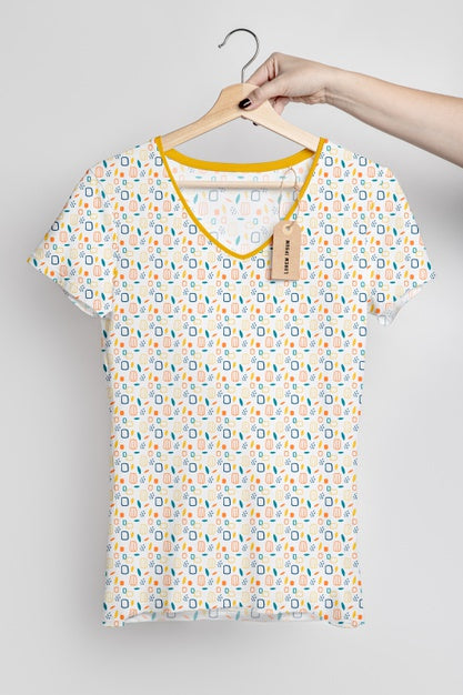 Free Beautiful Colorful Shirt Concept Mock-Up Psd