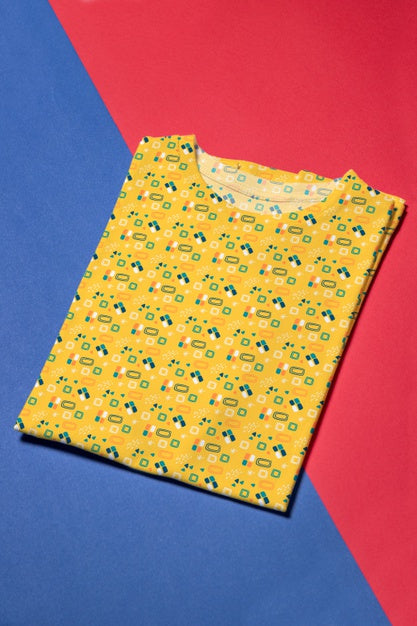 Free Beautiful Colorful Shirt Concept Mock-Up Psd