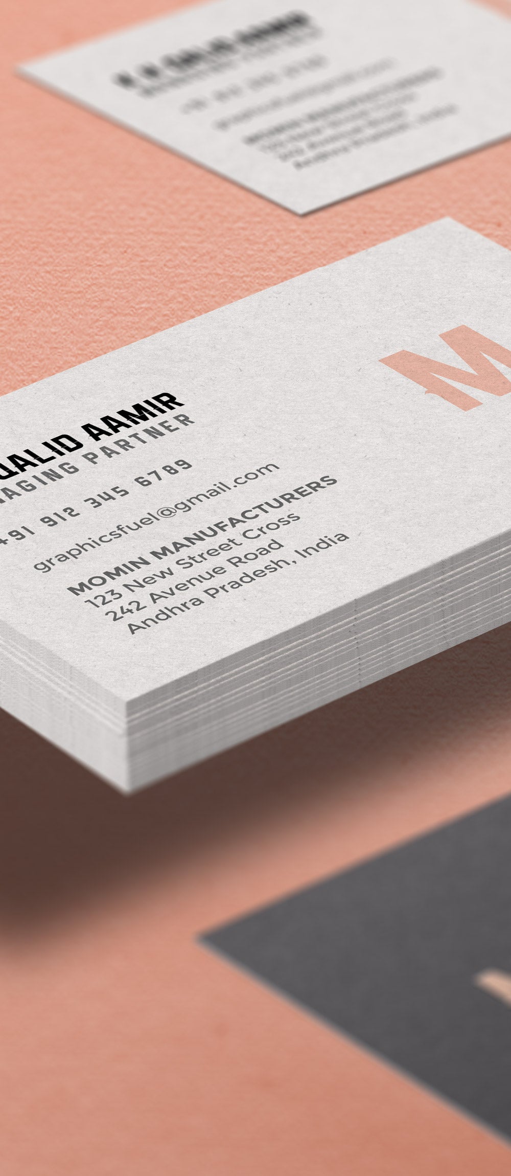 Free Super-Closeup Business Card Mockup PSD
