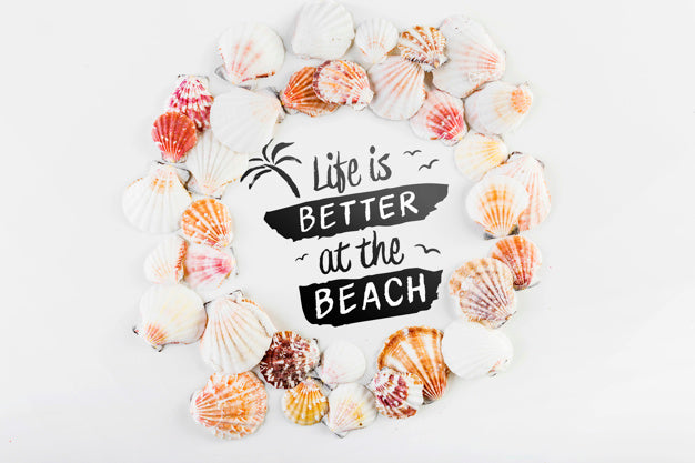 Free Card Mockup With Tropical Summer Concept With Seashells Psd