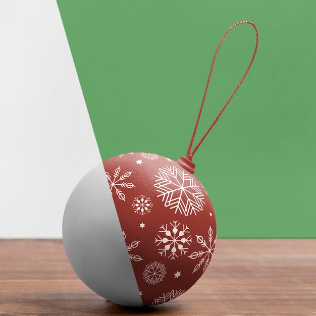 Free Christmas Globe With Snowflakes Psd