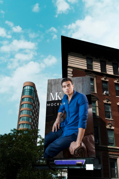 Free City Billboard Concept Mock-Up Psd
