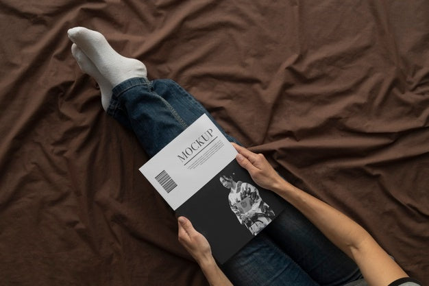 Free Close Up On Magazine In The Bedroom Psd