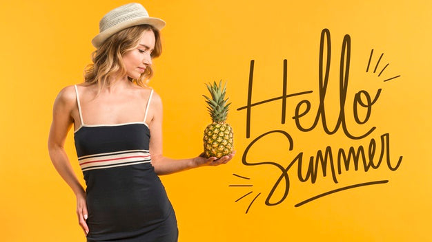 Free Copyspace Mockup With Summer Concept Next To Attractive Woman Psd