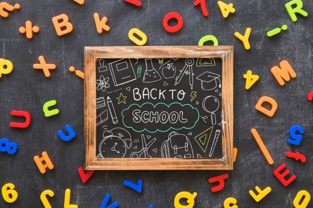 Free Decorative Slate Mockup With Back To School Concept Psd