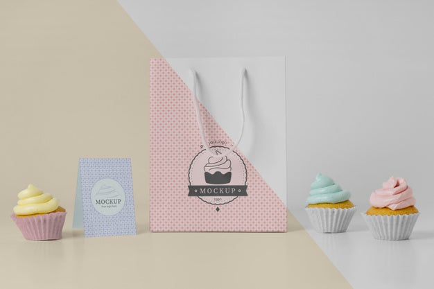 Free Delicious Cupcake Mockup Psd