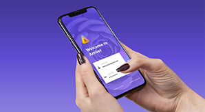 Free Female Hand Holding Iphone X Mockup Psd