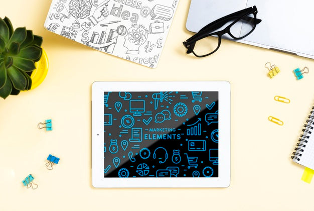 Free Flat Lay Assortment With Tablet And Glasses Psd