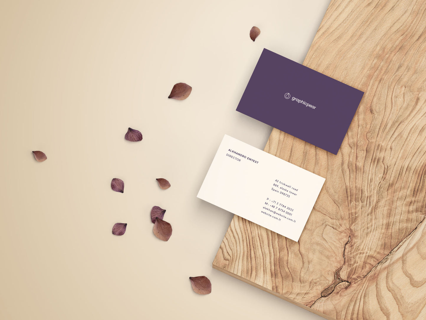 Free Front & Back Business Card Mockup