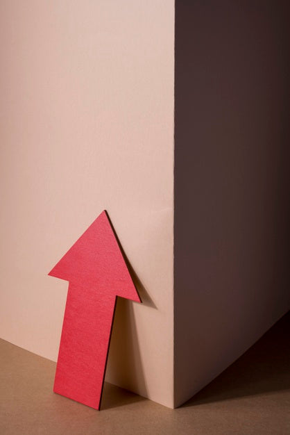 Free Front View Of Arrow Pointing Up Next To Corner Psd