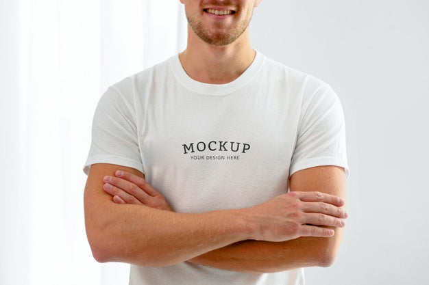 Free Front View Of Male Volunteer Posing With Arms Crossed Psd