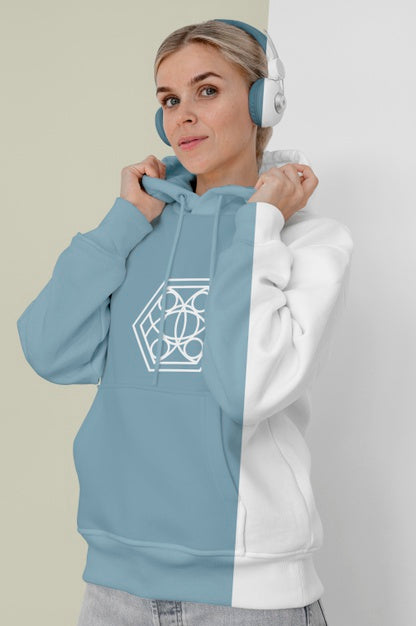 Free Front View Of Stylish Woman In Hoodie With Headphones Psd