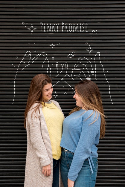 Free Lovely Friends Together On Friendship Day Psd