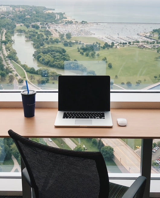 Free Macbook Psd Mockup