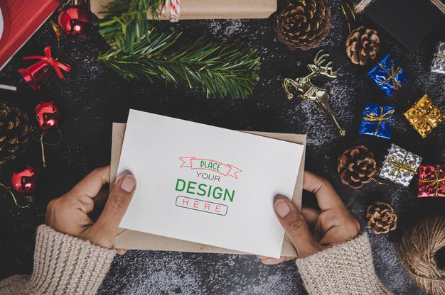 Free Merry Christmas Greeting Card Mockup Psd