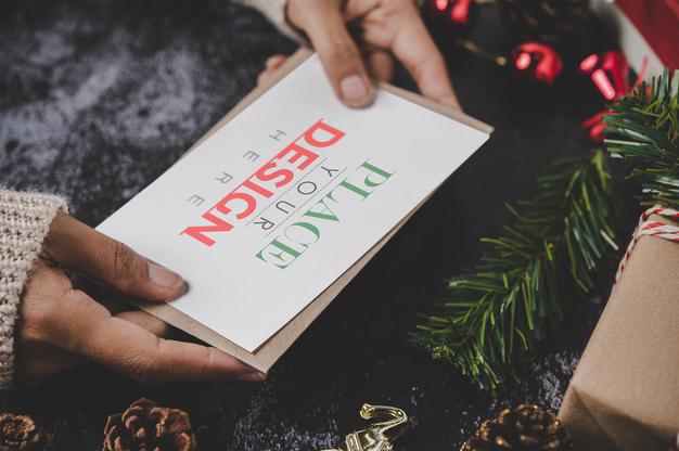 Free Merry Christmas Greeting Card Mockup Psd