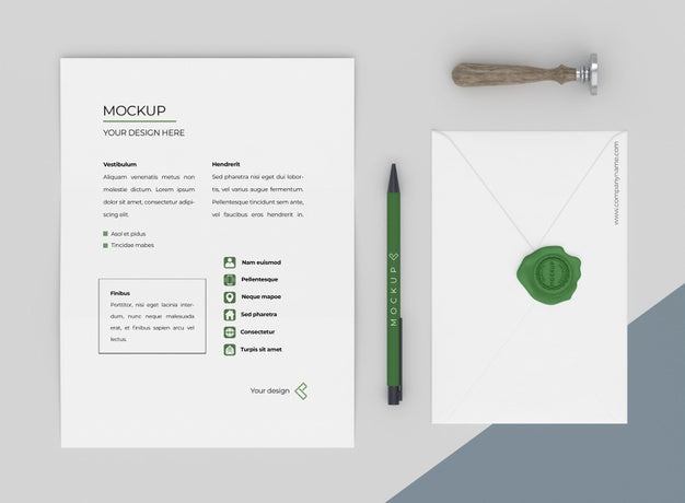 Free Minimal Mock-Up Stationery Arrangement Psd