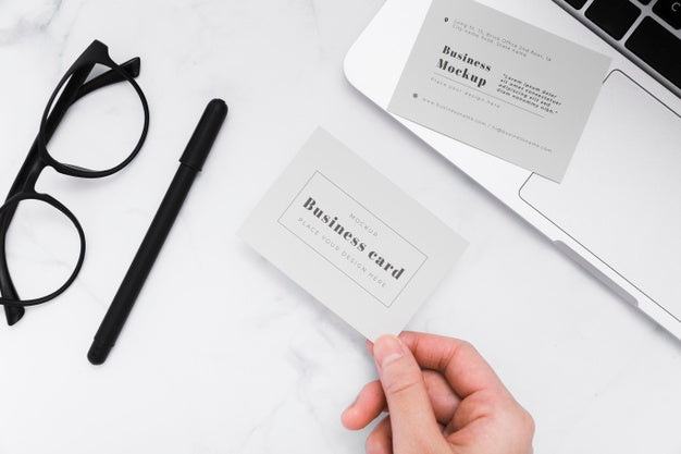 Free Minimalist Business Card Mockup Psd