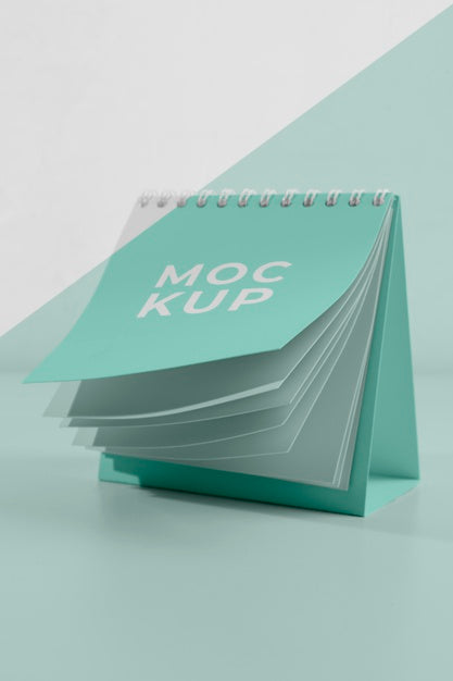Free Minimalist Mock-Up Calendar Composition Psd