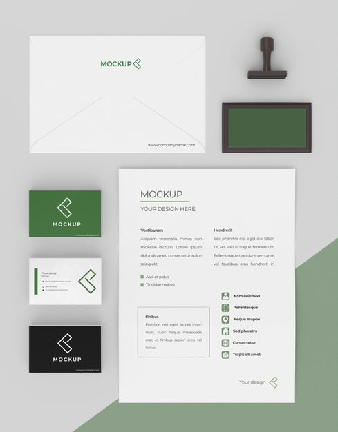 Free Minimalist Mock-Up Stationery Arrangement Psd