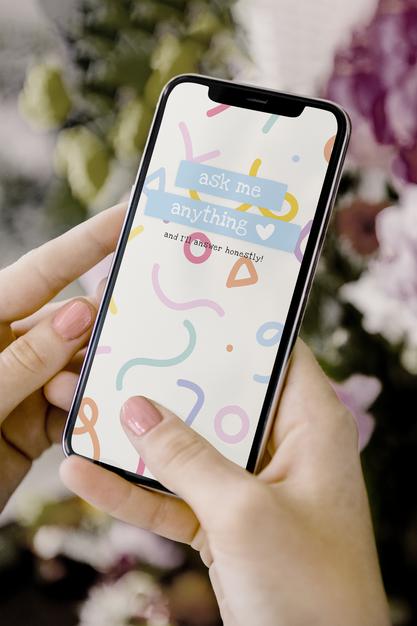 Free Mobile Phone Screen Mockup With Social Media Story Ask Me Anything Quiz Psd
