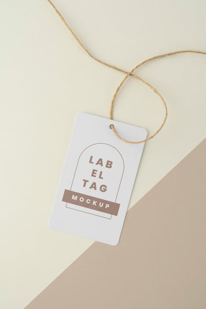 Free Mock-Up Paper Tags Composition Psd