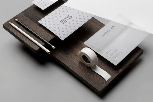 Free Mock-Up Stationery On Wood Composition Psd