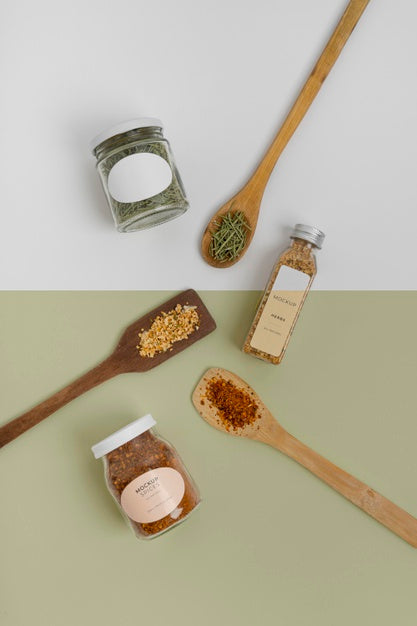 Free Natural Spices With Label Mock-Up Composition Psd