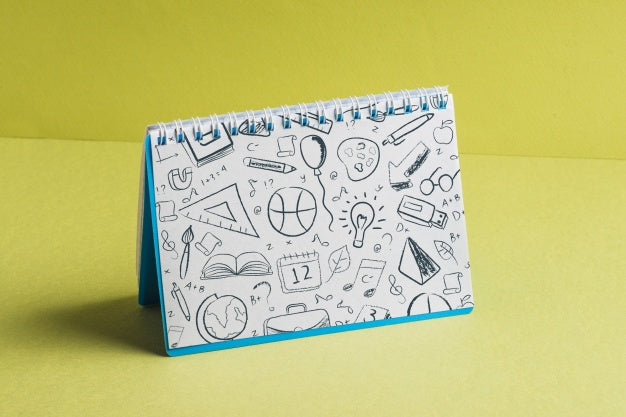 Free Notebook Mockup With Back To School Concept Psd