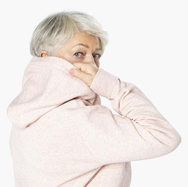 Free Pink Hoodie Mockup On Woman Psd