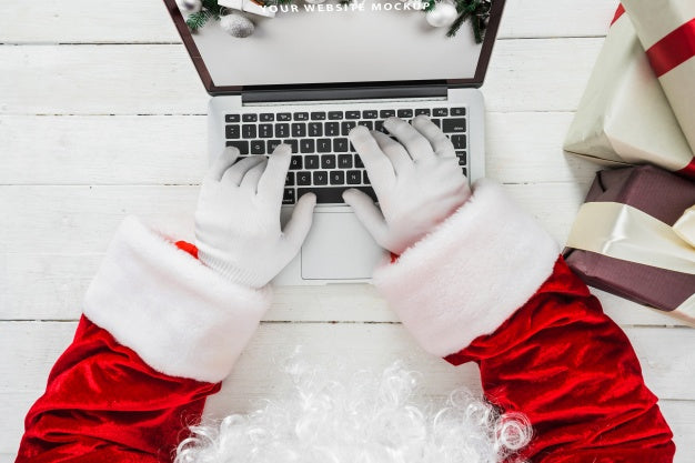 Free Santa Typing On Laptop Psd