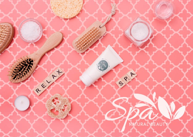 Free Scrubbing Pack At Spa Salon Mock-Up Psd