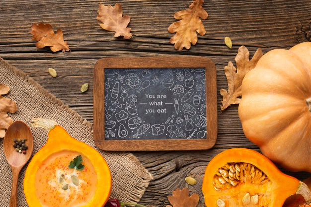 Free Seasonal Vegetable On Table Mock-Up Psd