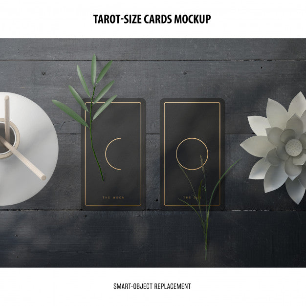 Free Tarot Card With Foil Stamping Mockup Psd