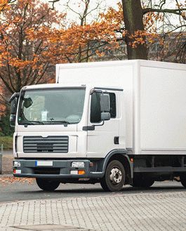 Free Truck – Psd Mockup