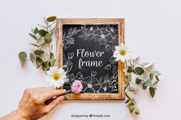 Free Valentine Elements And Frame Mockup Psd