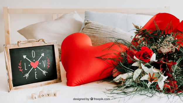 Free Valentines Frame And Elements Mockup Psd