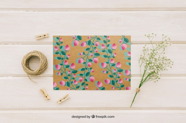 Free Wedding Card, Flowers, Cord And Clothespins Psd