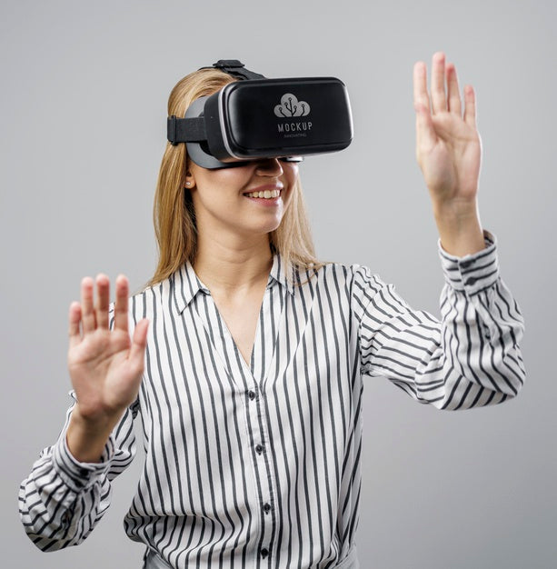 Free Woman With Vr Glasses Medium Shot Psd