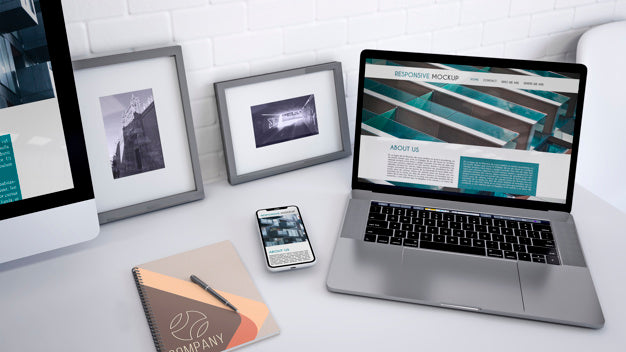 Free Workspace Mockup With Computer Psd