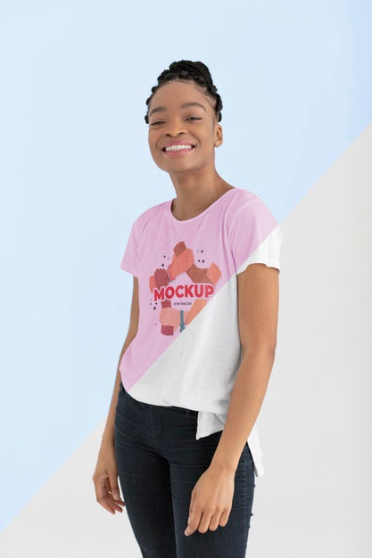 Free Young Woman With T-Shirt Mock-Up Psd