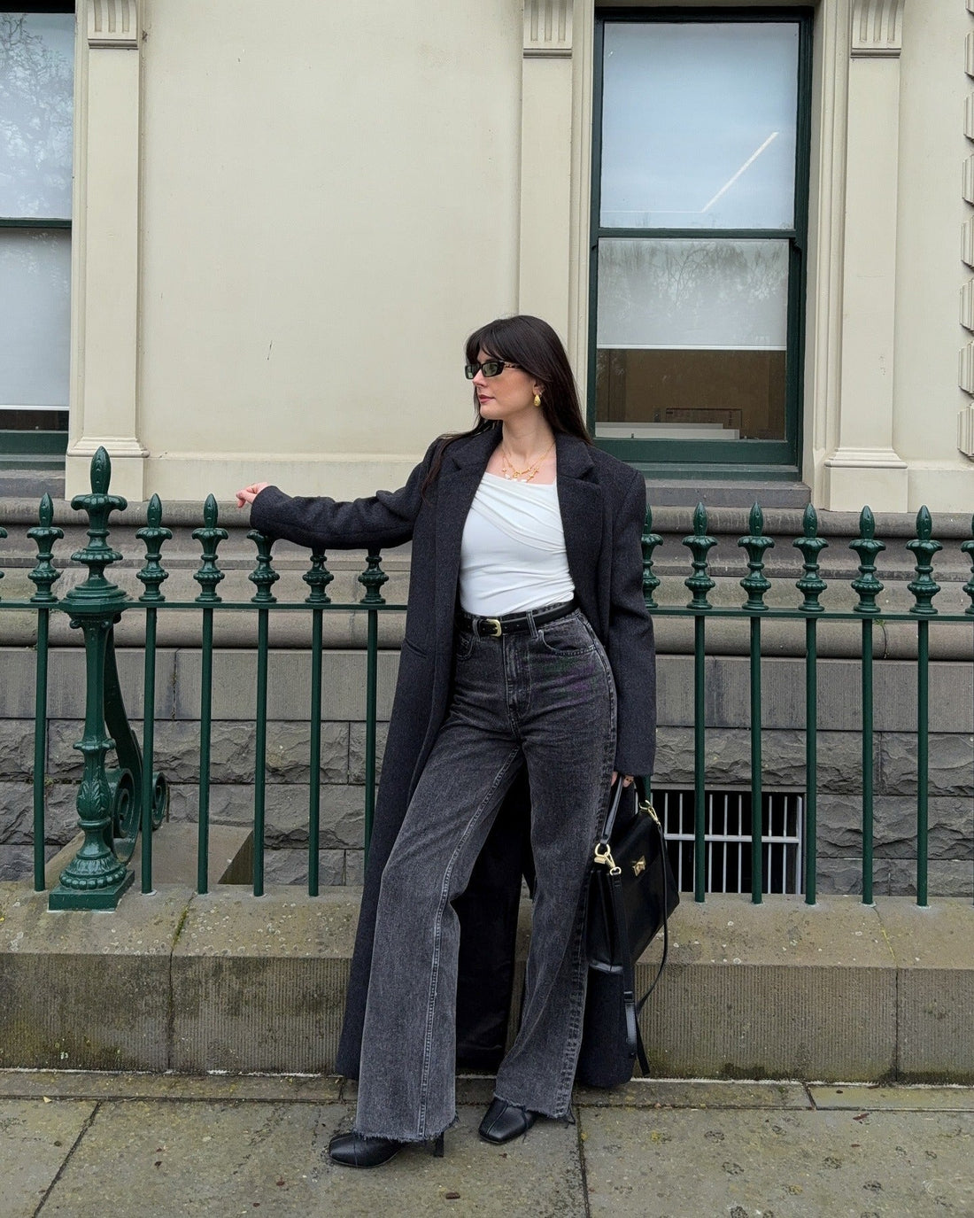 13 Timeless Outfits with Black Pants