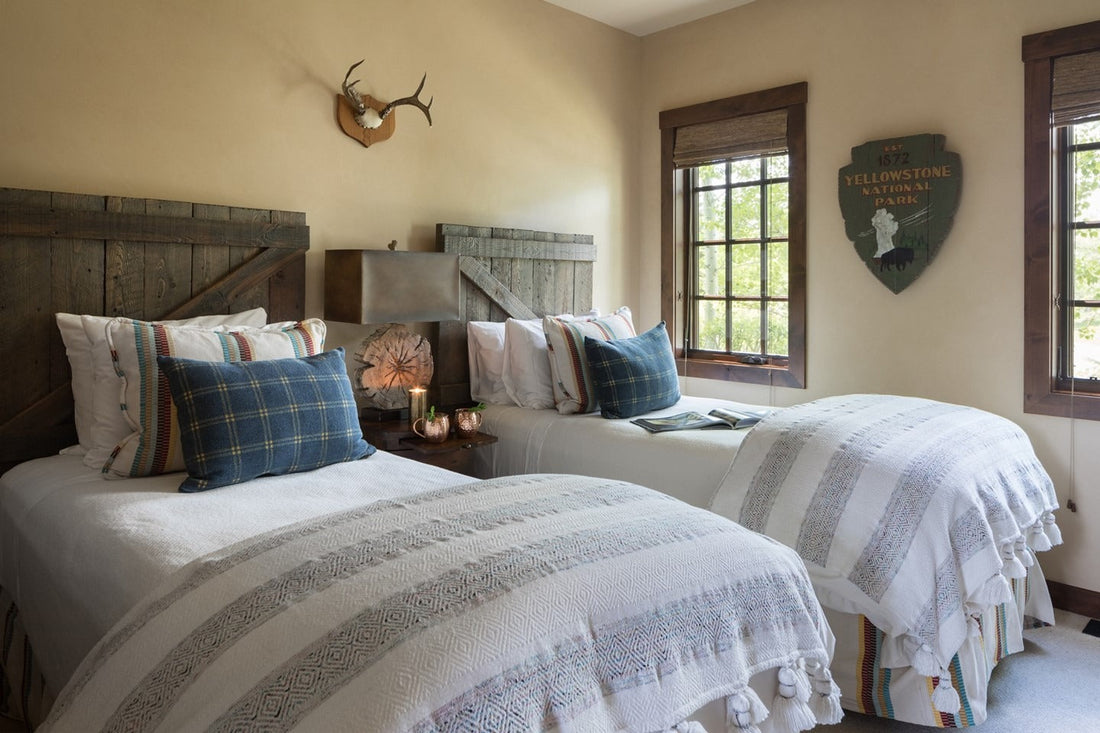 16 Dream-Worthy Cabin Bedroom Ideas to Pin Right Now