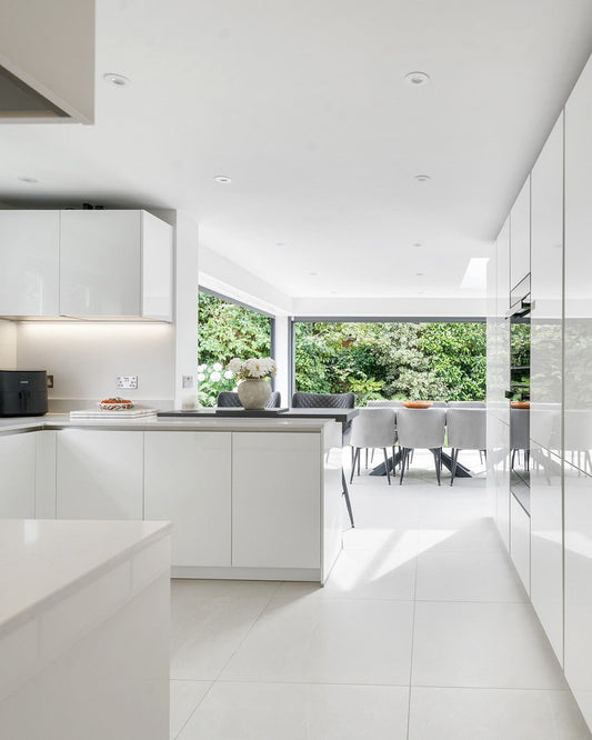 13 White Floor Kitchen Ideas That Keep Spaces Light in 2026