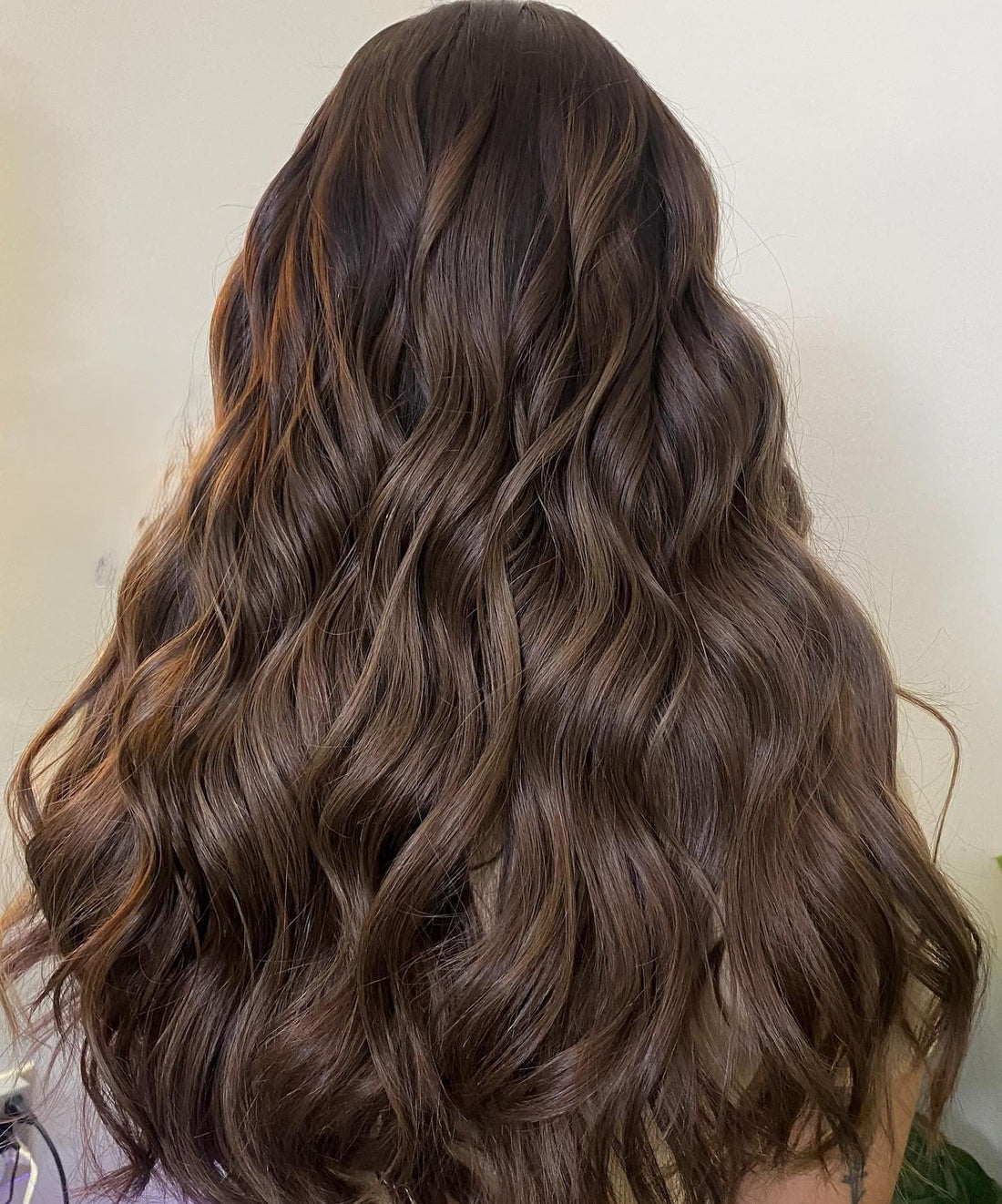13 Trending Sandy Brown Hair Color Shades for a Natural Glow