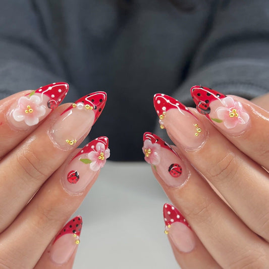15 Trendy Ladybug Nail Ideas Right Now