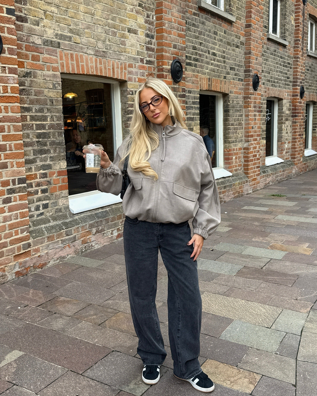 13 Simple Basic Outfits for Everyday