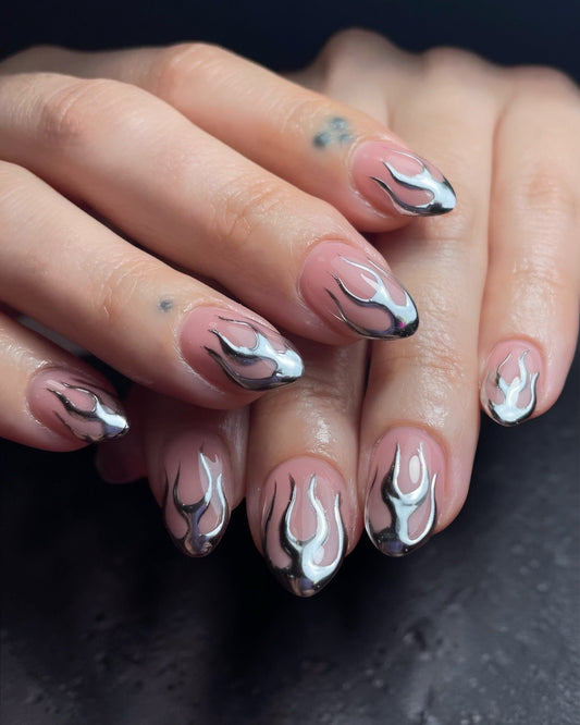 13 Silver Chrome Nail Ideas Trend Guide 2026