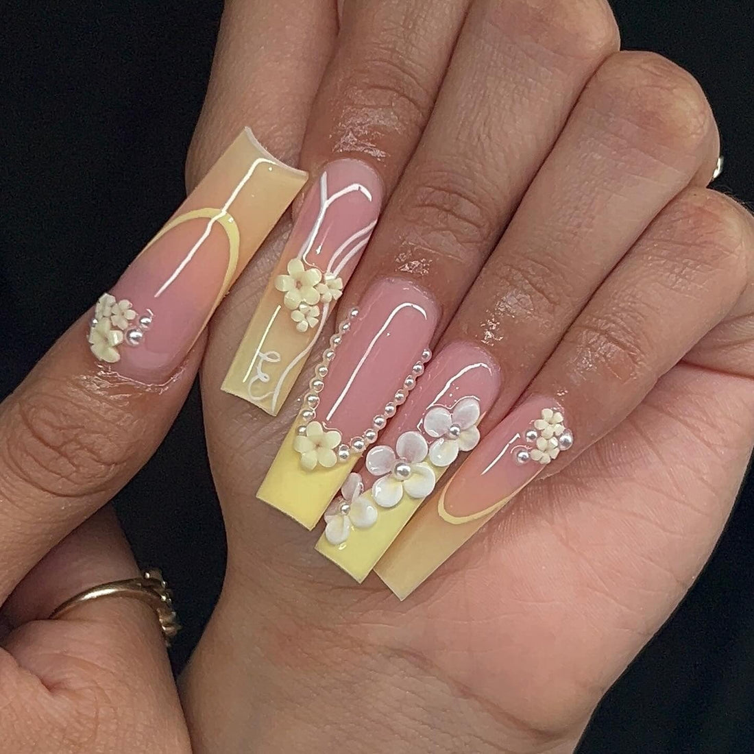 14 Aesthetic Yellow Coffin Nail Ideas You’ll Love to Wear